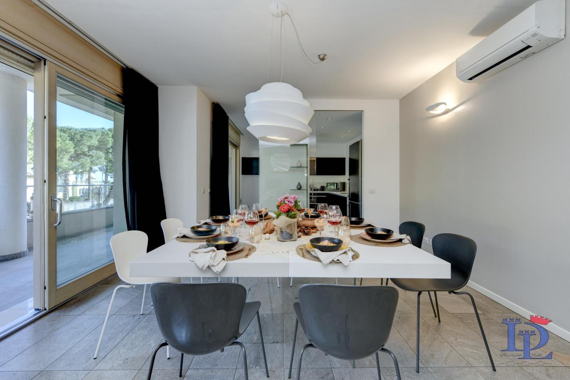Desenzanoloft Official Partner Marriott Homes & Villas - Oscar Luxury Suite Desenzano del Garda Exterior foto