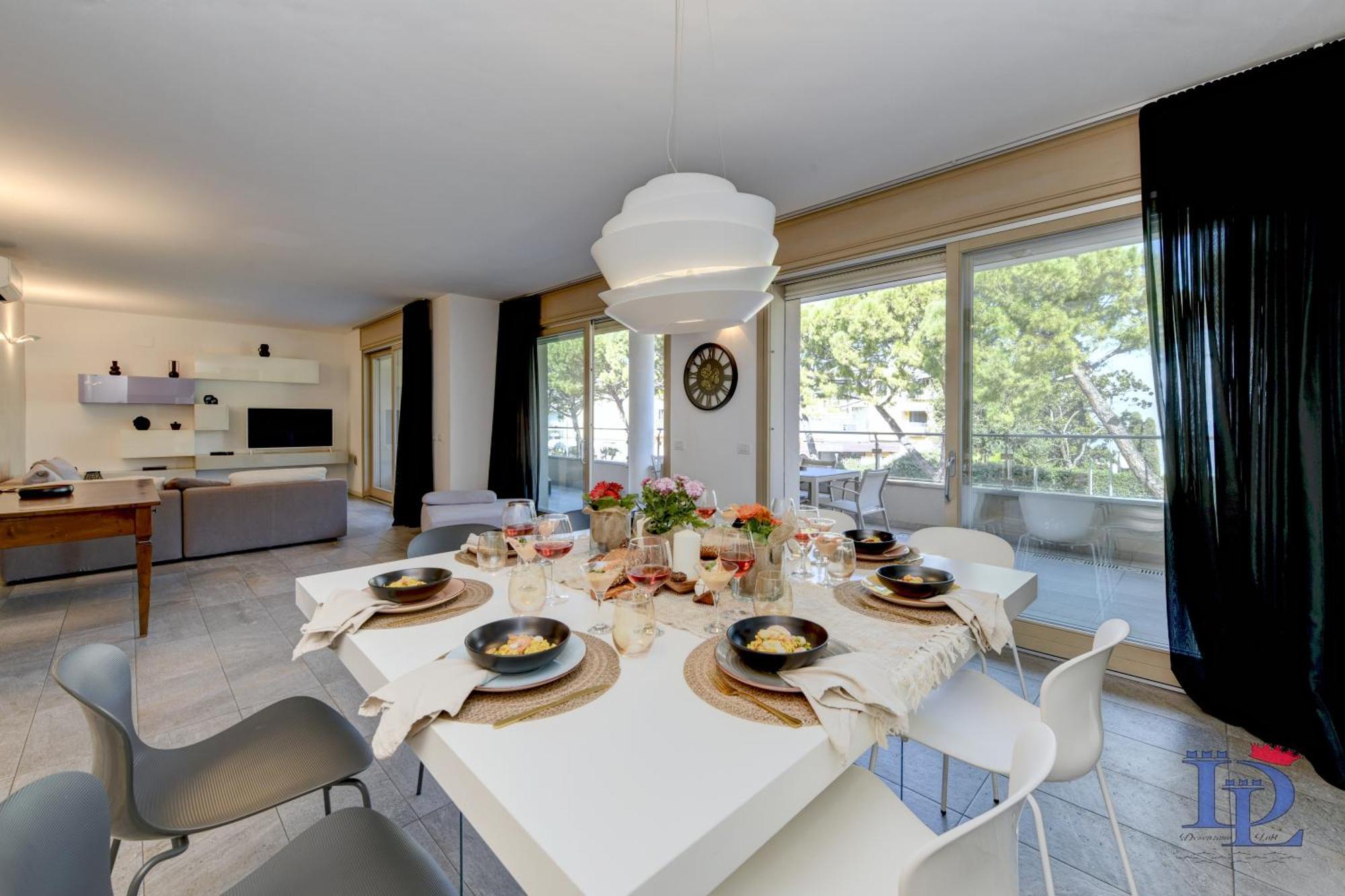Desenzanoloft Official Partner Marriott Homes & Villas - Oscar Luxury Suite Desenzano del Garda Exterior foto